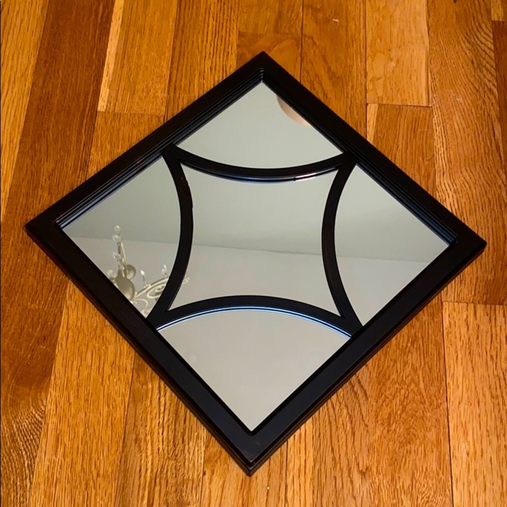 Square Mirror - Picture 4 of 4